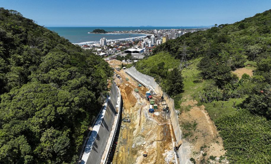Obras da ponte de Guaratuba e acessos