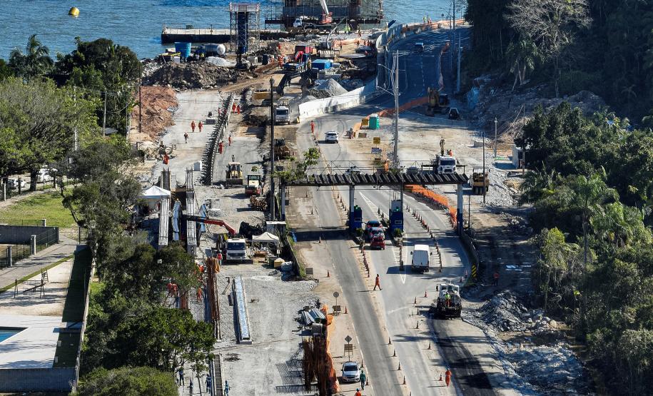 Obras da ponte de Guaratuba e acessos