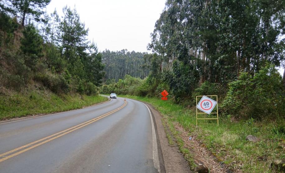 PR-170 em Bituruna serviços de retaludamento