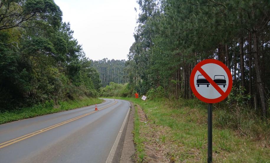 PR-170 em Bituruna serviços de retaludamento