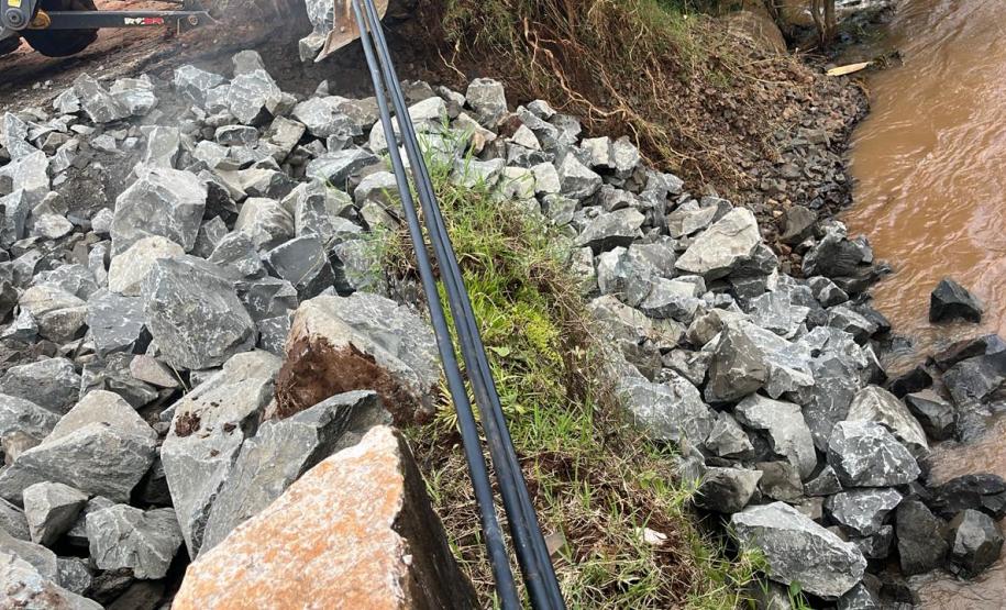 PR-364 recuperação de acesso ponte Rio Juquiá em Goioxim
