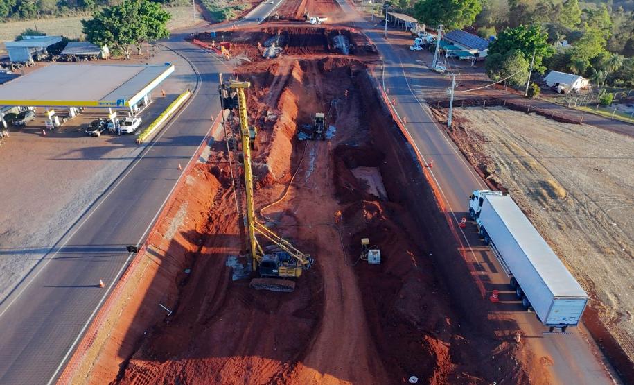 PR-445 obra do Viaduto de Lerroville