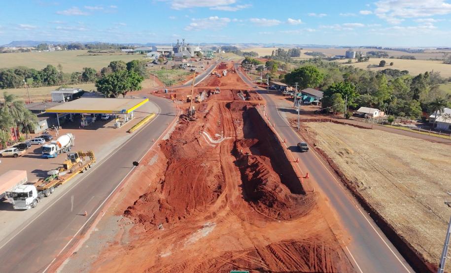 PR-445 obra do Viaduto de Lerroville