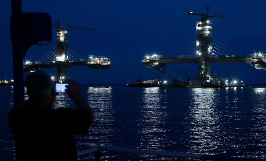 Ponte de Guaratuba chega a 80%