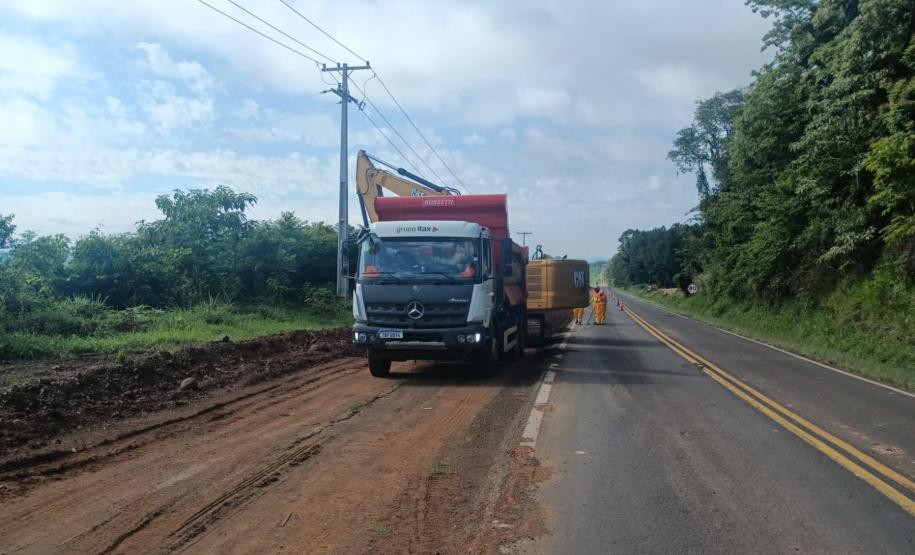 PR-180 serviços de terraplenagem entre Francisco Beltrão e Dois Vizinhos