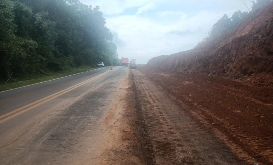 PR-180 serviços de terraplenagem entre Francisco Beltrão e Dois Vizinhos
