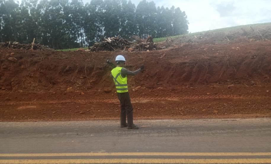 PR-180 serviços de terraplenagem entre Francisco Beltrão e Dois Vizinhos