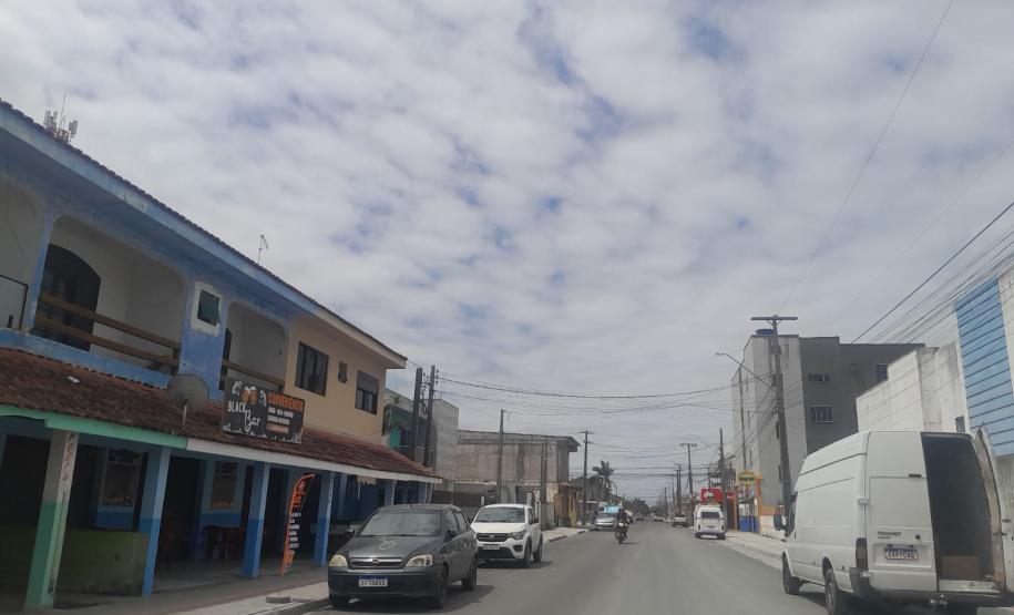 Contorno de Praia de Leste