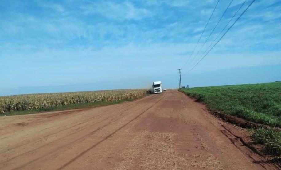 Estrada de ligação entre Mamborê e o distrito Guarani