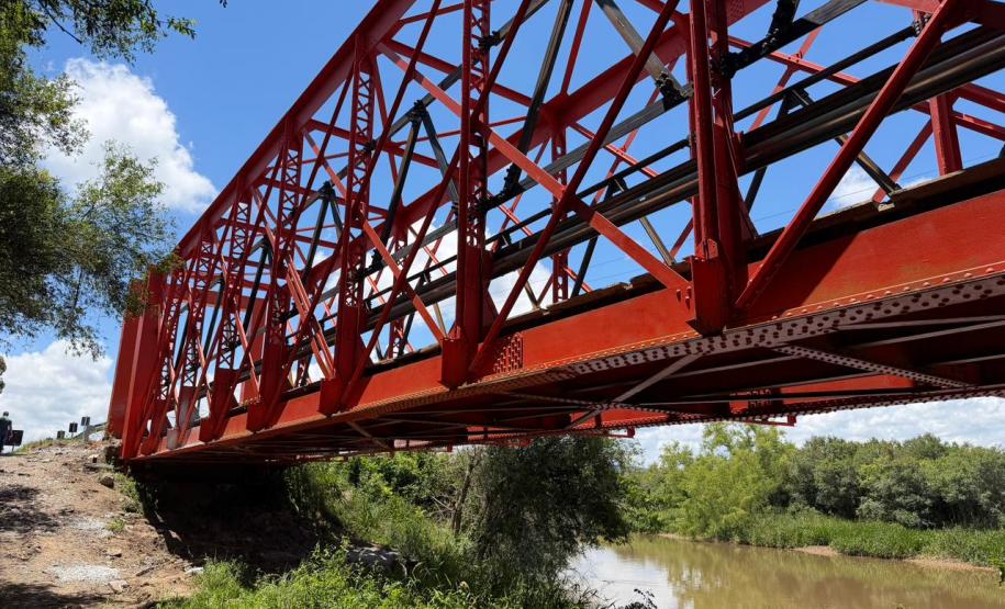 Ponte sobre o Rio da Várzea na PR-427