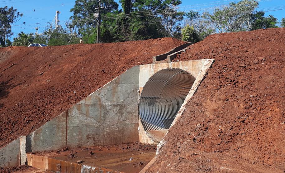 PR-436 implantação de bueiro metálico em Ribeirão do Pinhal