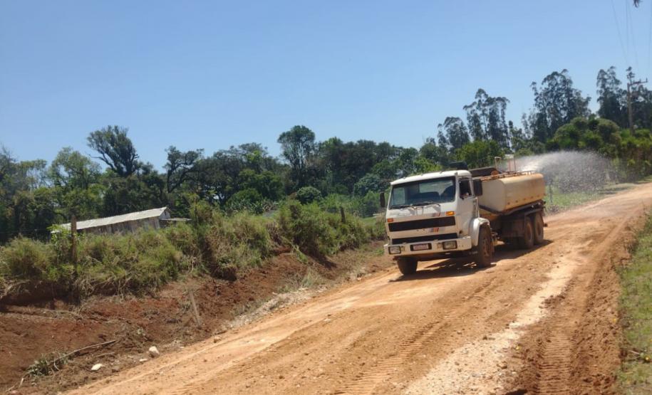 PR-521 entre Balsa Nova e Mariental - serviços de conservação