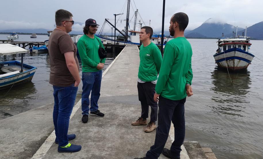 Acompanhamento técnico da atividade pesqueira na Baía de Guaratuba