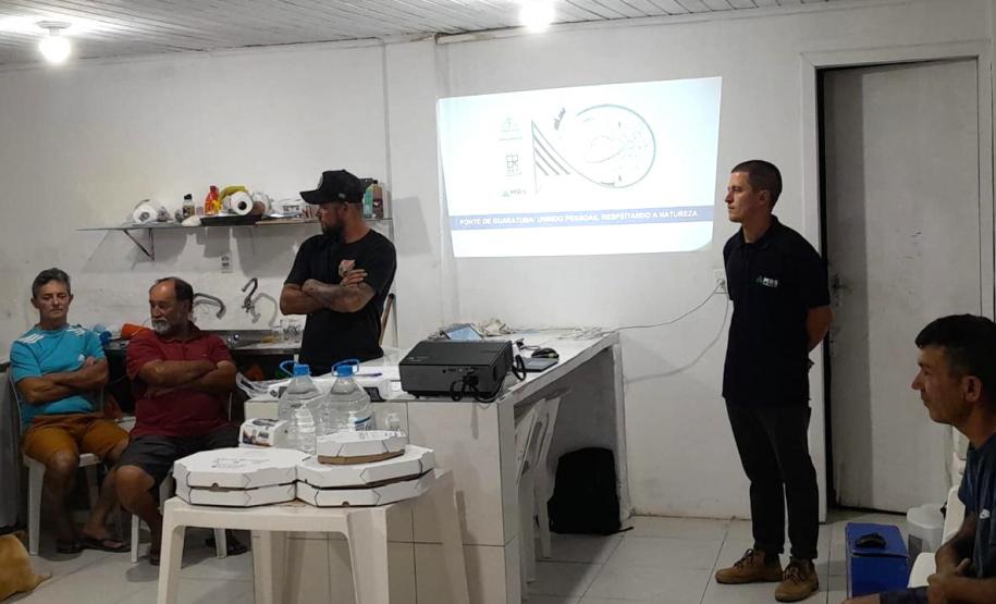 Acompanhamento técnico da atividade pesqueira na Baía de Guaratuba