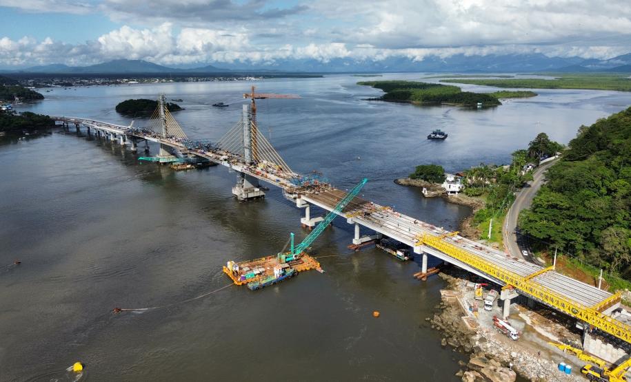 Ponte de Guaratuba chega a 91%