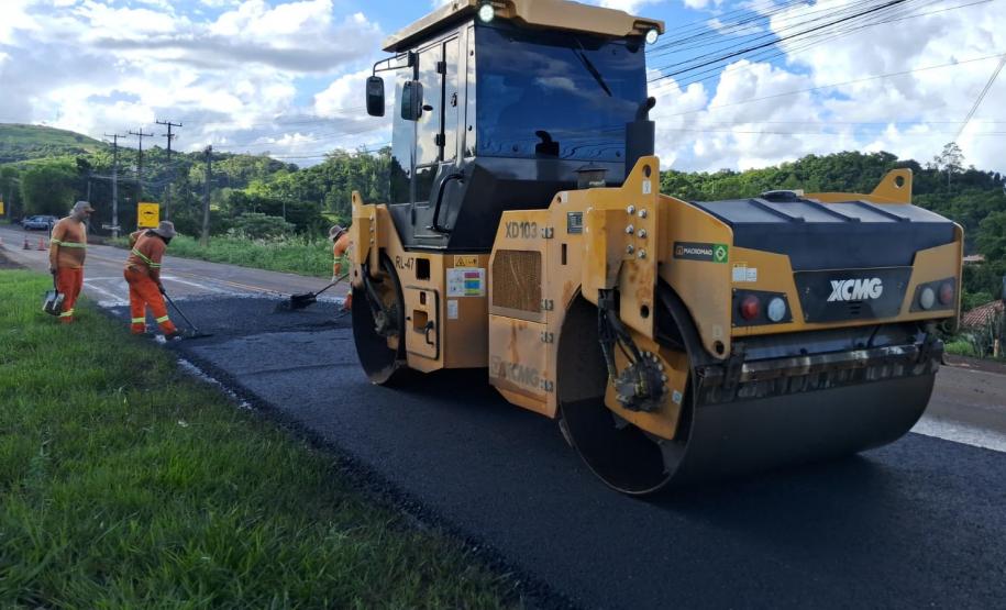 PR-218 serviços de conservação no acesso para Maravilha