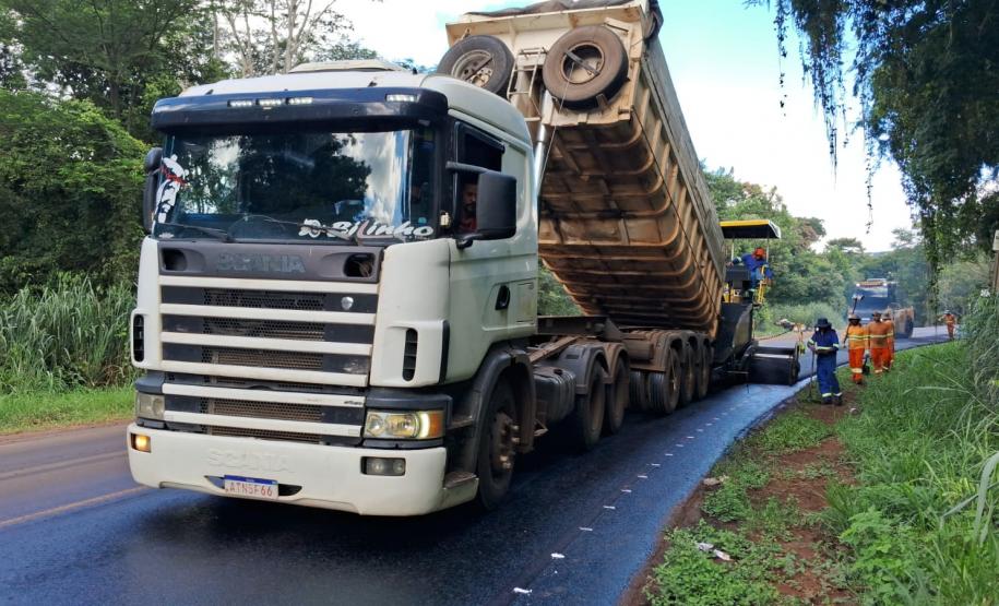 PR-218 serviços de conservação no acesso para Maravilha