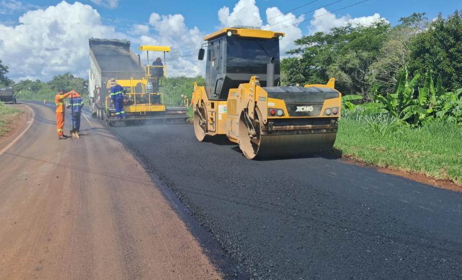 PR-218 serviços de conservação no acesso para Maravilha