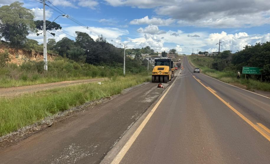 PR-170 recuperação de acostamentos em Pinhão