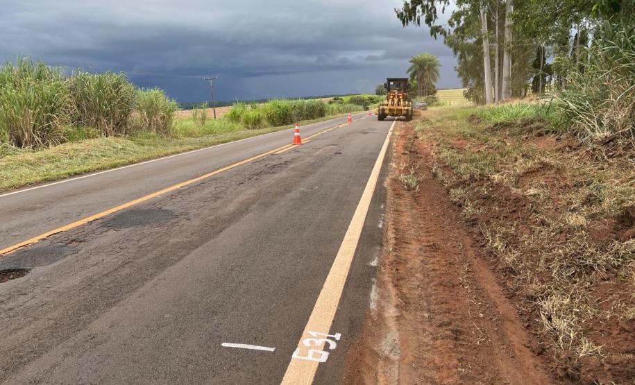 PR-218 desconfinamento lateral de bordo entre Santa Cruz do Monte Castelo e Querência do Norte