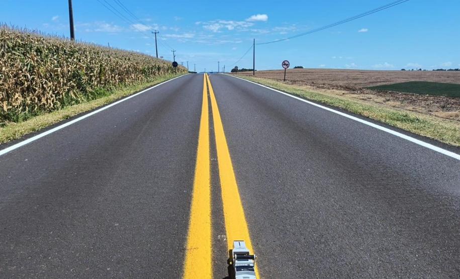 Serviços de reforço da sinalização na PR-566 entre Francisco Beltrão e Itapejara do Oeste