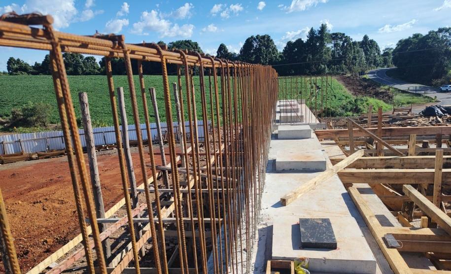 PRC-466 duplicação em concreto entre Pitanga e Turvo - Viaduto PR-456