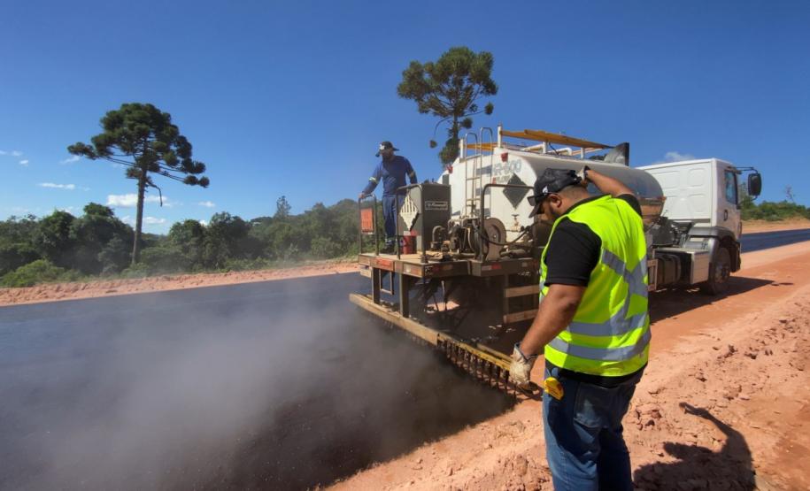 PR-092 Doutor Ulysses execução de solo-cimento