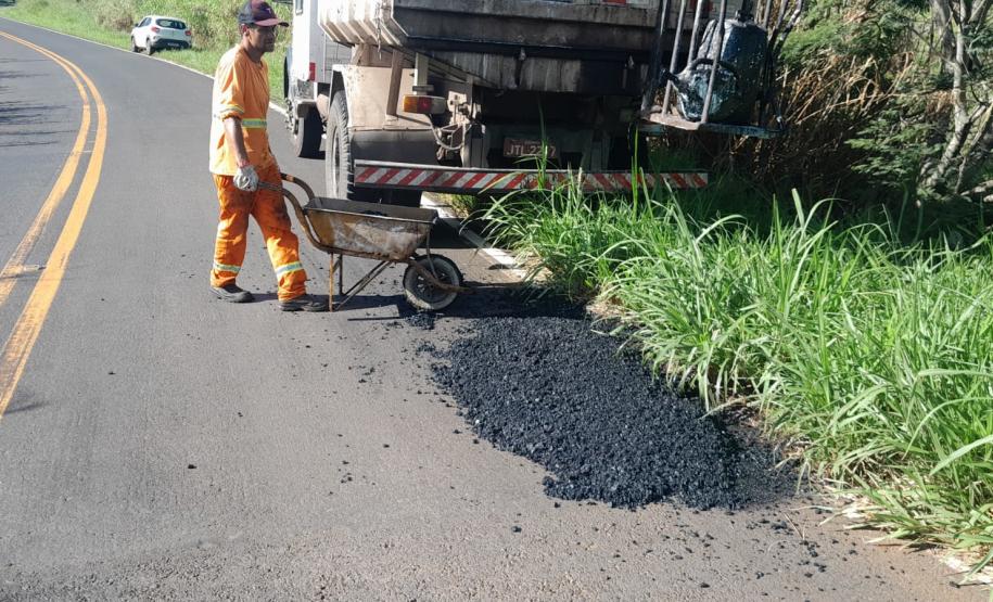 PR-151 entre Ribeirão Claro e a divisa com São Paulo