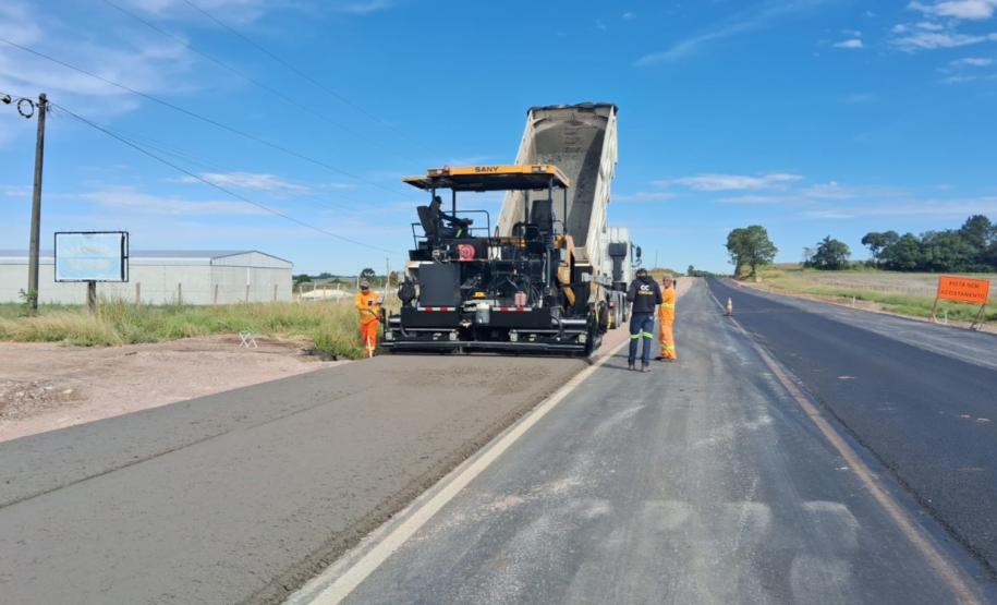 PR-151 entre Ponta Grossa e Palmeira - concretagem