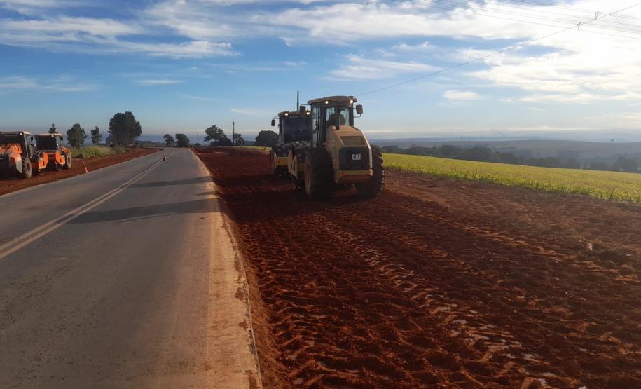 PR-151 entre Ponta Grossa e Palmeira - terraplenagem