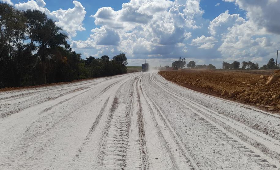 PR-151 entre Ponta Grossa e Palmeira - melhorias no pavimento asfáltico