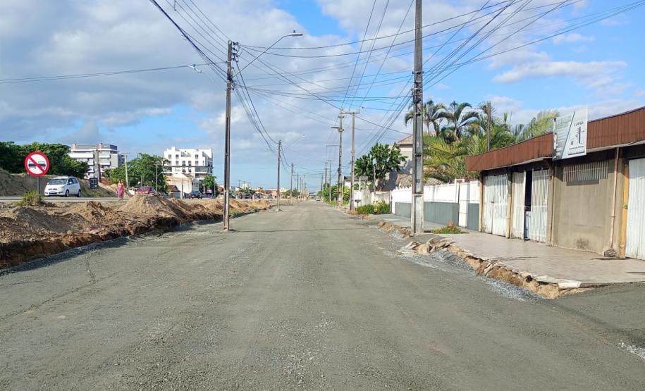 PR-412 duplicação entre Matinhos e Praia de Leste - sub-base do pavimento