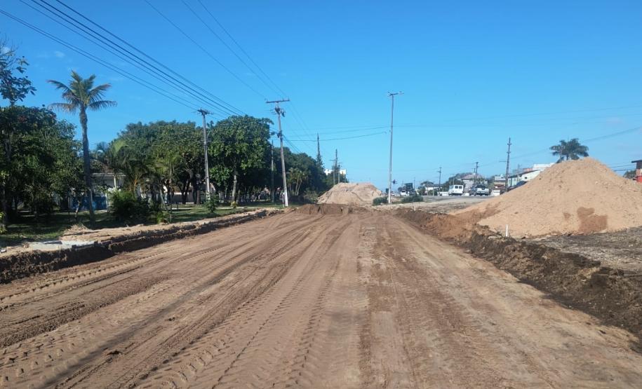 PR-412 duplicação entre Matinhos e Praia de Leste - regularização de subleito