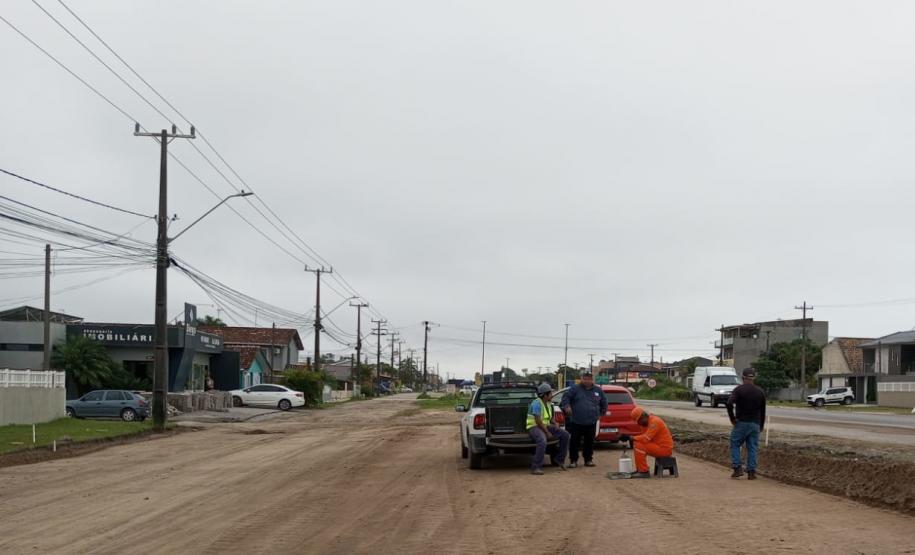 PR-412 duplicação entre Matinhos e Praia de Leste - regularização de subleito