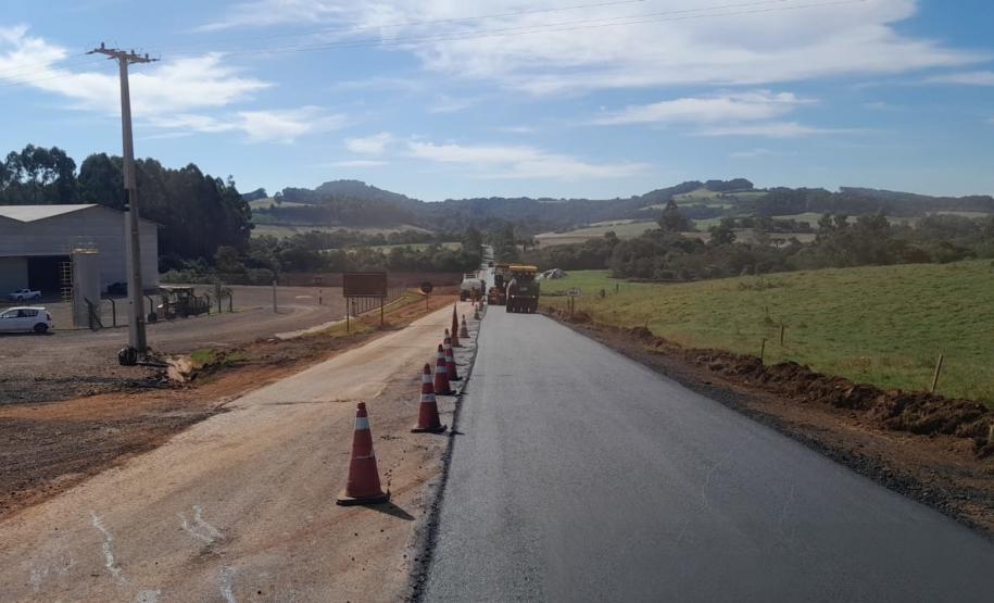 PR-884 conservação entre Marmeleiro e Resnascença