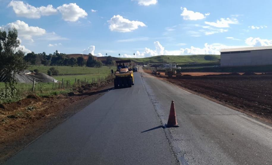 PR-884 conservação entre Marmeleiro e Resnascença