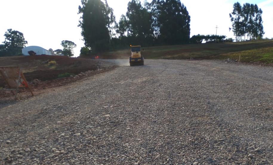 PR-239 pavimentação entre Mato Rico e Roncador - terraplenagem