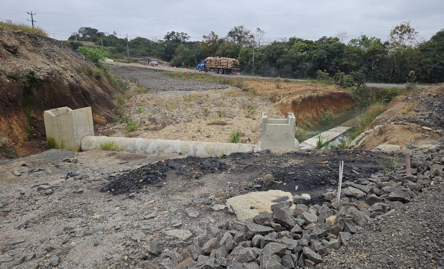 PR-364 pavimentação e viaduto em Irati
