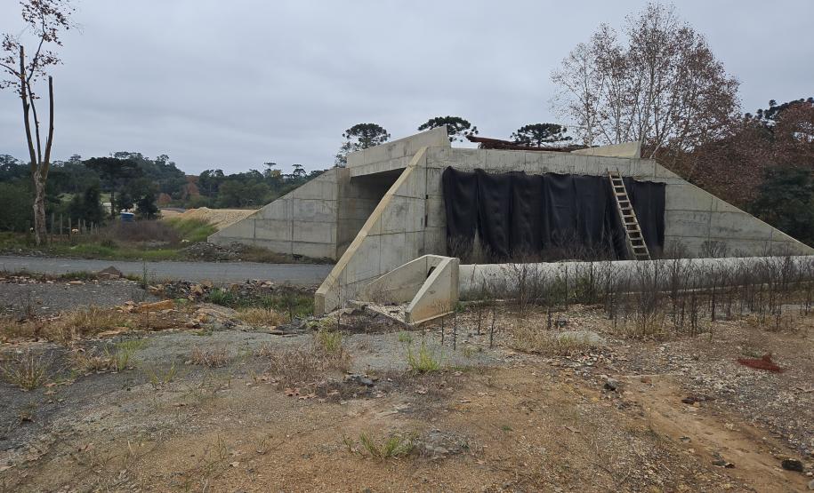PR-364 pavimentação e viaduto em Irati
