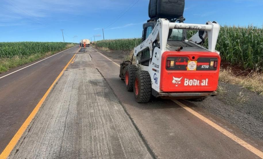 PR-437 entre Sertanópolis e Primeiro de Maio