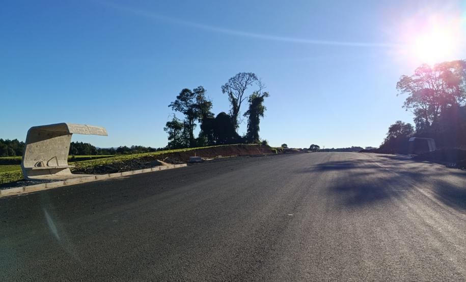 PR-090 obra de pavimentação em Rebouças
