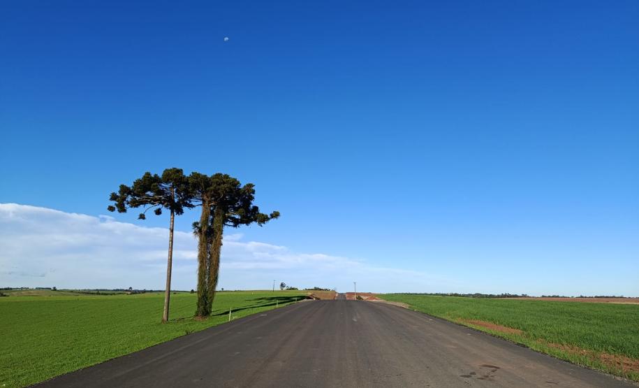 PR-090 obra de pavimentação em Rebouças