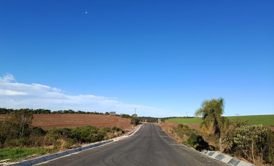 PR-090 obra de pavimentação em Rebouças