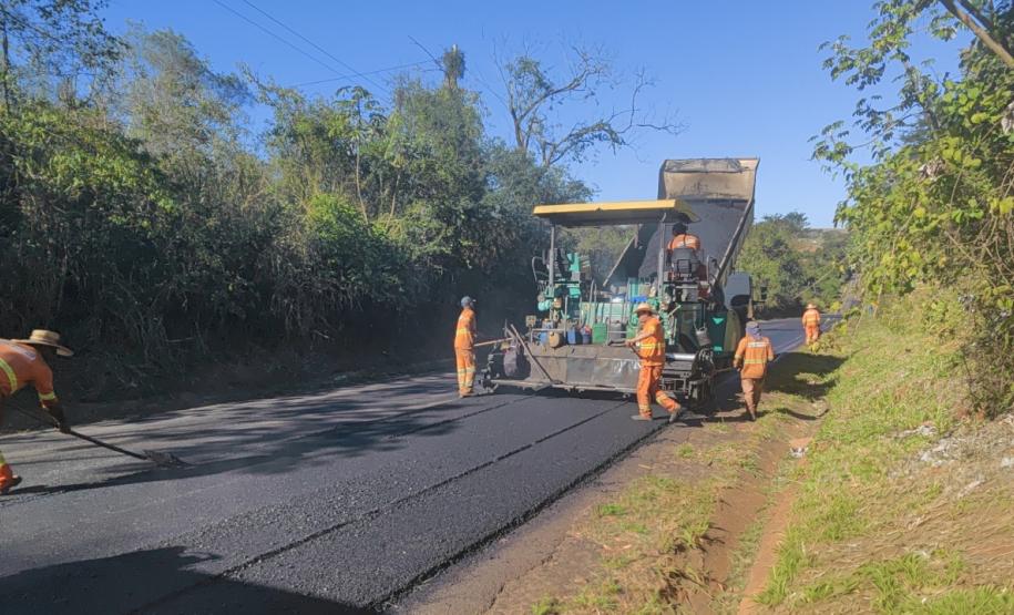 PR-218: conservação de pista entre Paranavaí e Amaporã altera o tráfego de veículos