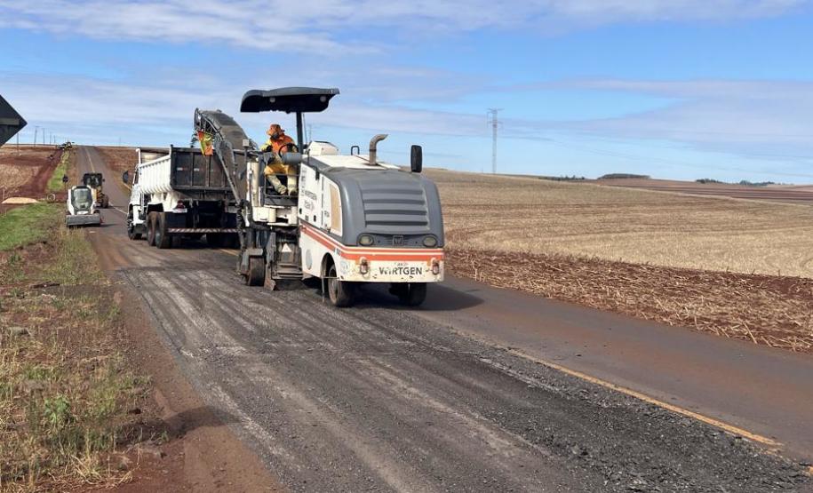 Rodovias de Formosa do Oeste, Jesuítas e Iracema do Oeste recebem melhorias do DER/PR