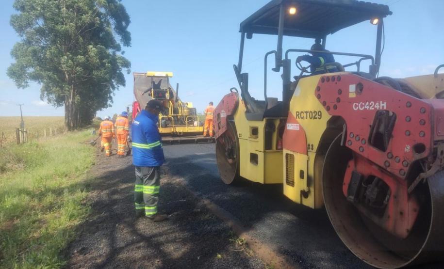 Rodovia entre Bandeirantes e Abatiá tem sistema pare-e-siga