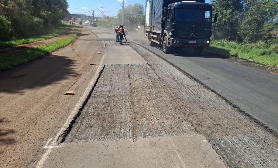 DER/PR está realizando melhorias no pavimento de rodovia em Clevelândia