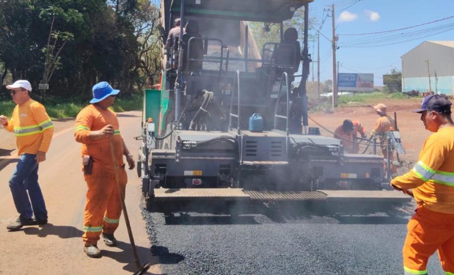 Rodovia de Corbélia começa a receber melhorias no pavimento