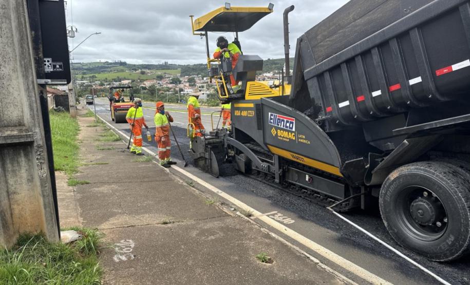 DER/PR tem serviços em andamento em rodovia de Pinhalão