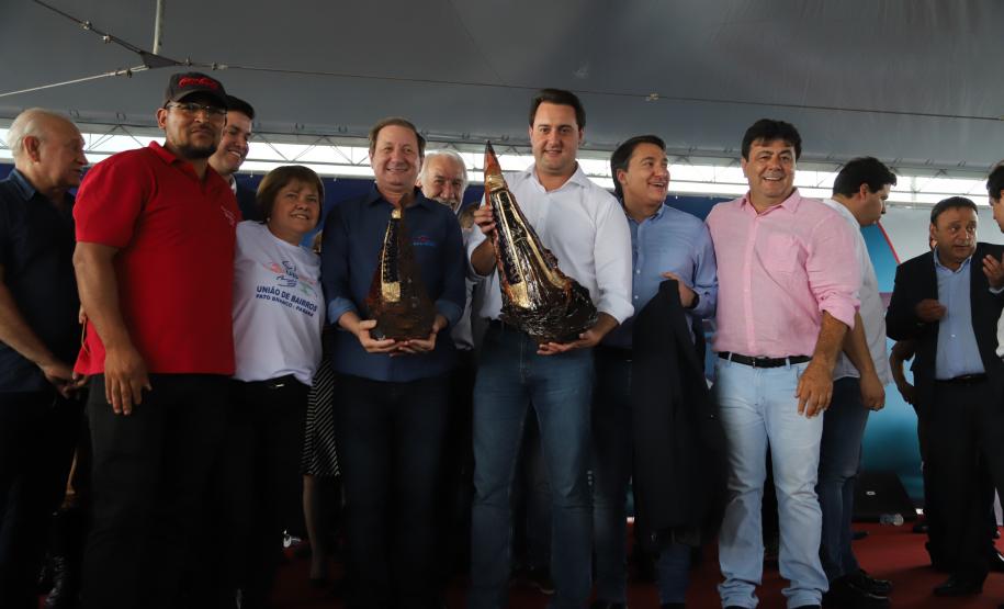 O governador Carlos Massa Ratinho Junior inaugura o Aeroporto Municipal Juvenal Loureiro Cardoso, de Pato Branco, no Sudoeste do Paraná. - Pato Branco, 10/01/2019 - Foto: José Fernando Ogura/ANPr